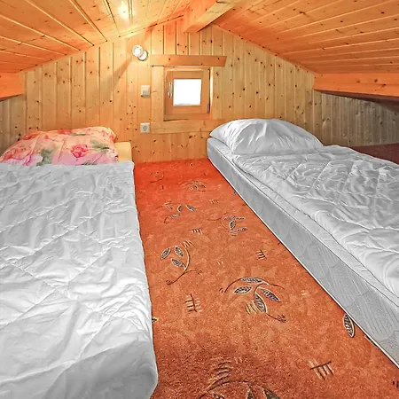 Dom wakacyjny Schmuckes Holzhaus Im Gruenen