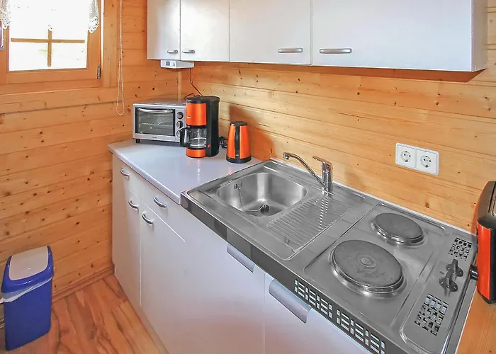 Schmuckes Holzhaus Im Gruenen بيت للعطل *